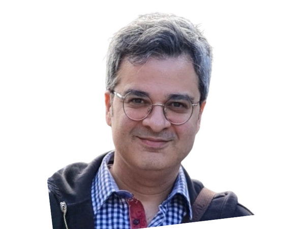 Dr. Amir Masoumi headshot